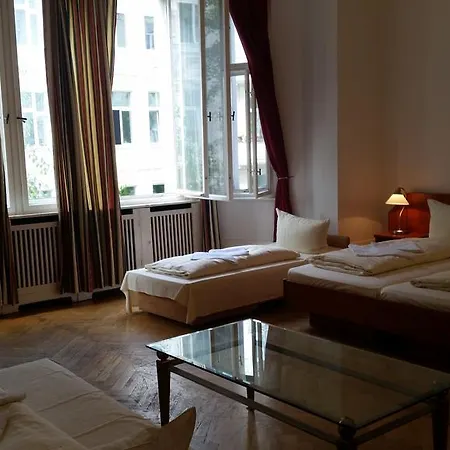 بنزيون كيما برلين