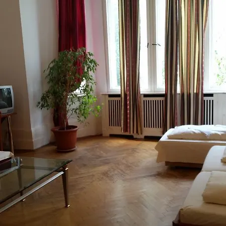 بيت ضيافة بنزيون كيما 3*