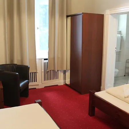 بنزيون كيما بيت ضيافة